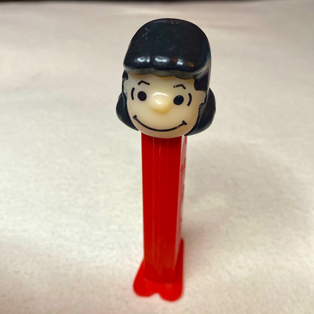 Lucy From Peanuts Comic PEZ Dispenser 1990’s Vintage No Candy